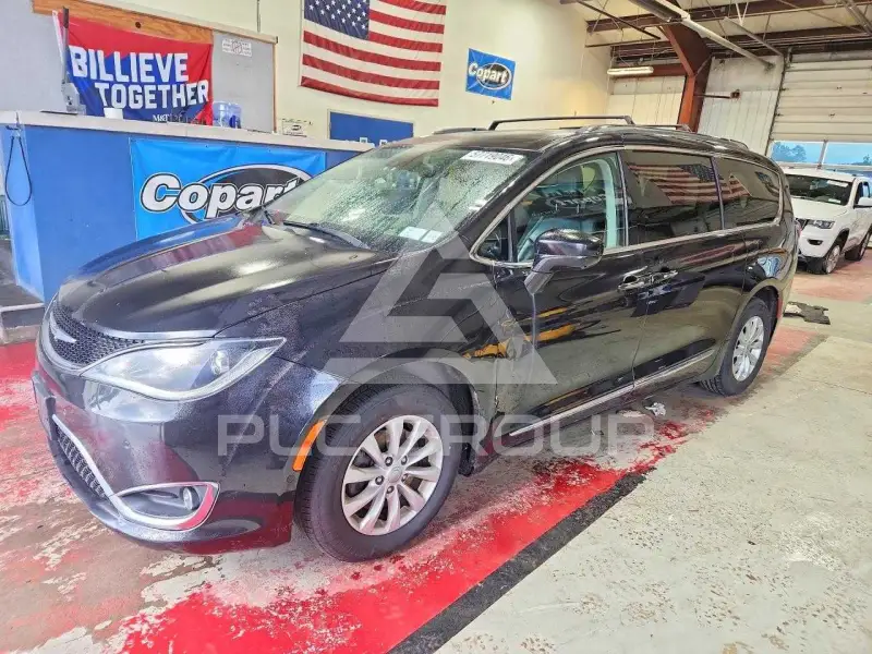 2018 Chrysler PACIFICA фото