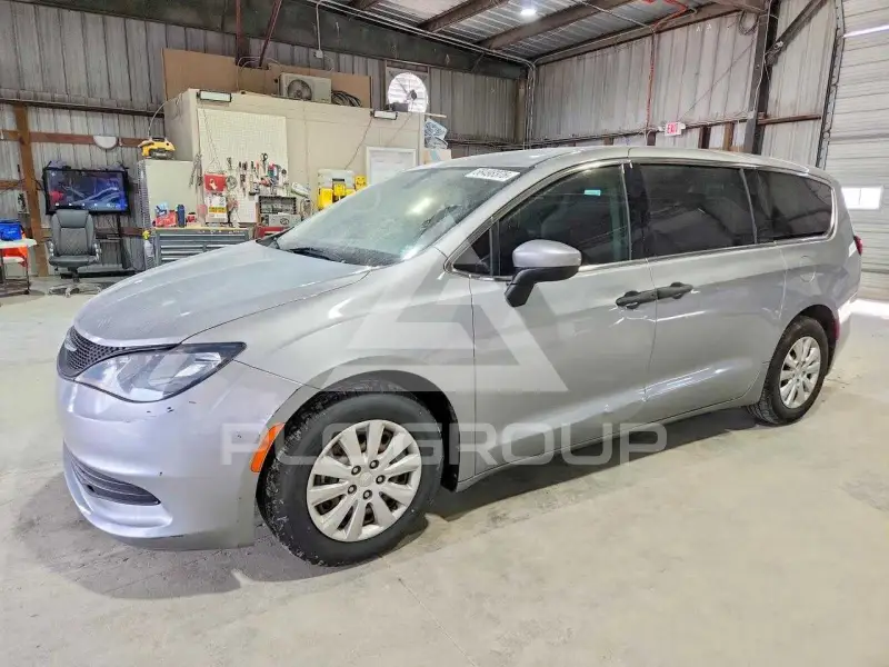 2018 Chrysler PACIFICA photo
