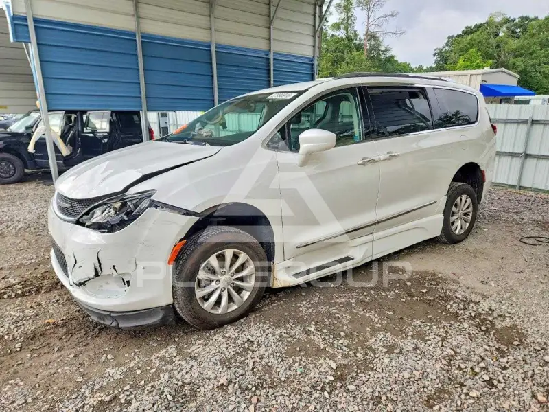2018 Chrysler PACIFICA фото