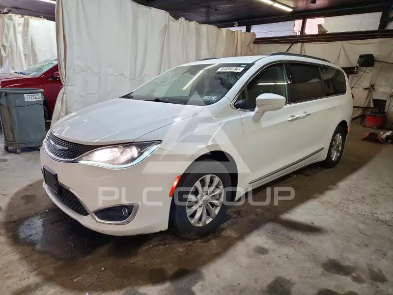 2018 Chrysler PACIFICA фото