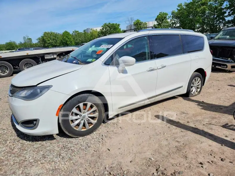 2018 Chrysler PACIFICA фото
