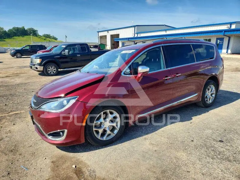 2018 Chrysler PACIFICA photo