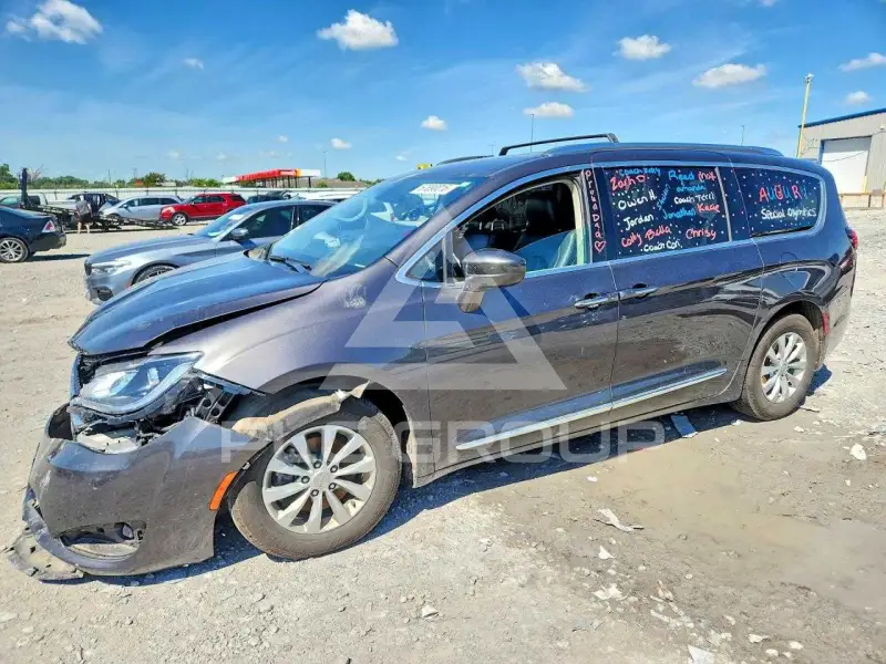 2018 Chrysler PACIFICA фото