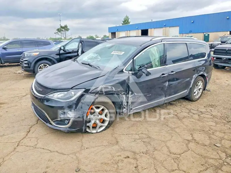 2018 Chrysler PACIFICA фото