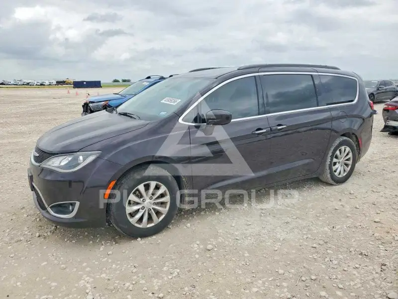 2018 Chrysler PACIFICA фото