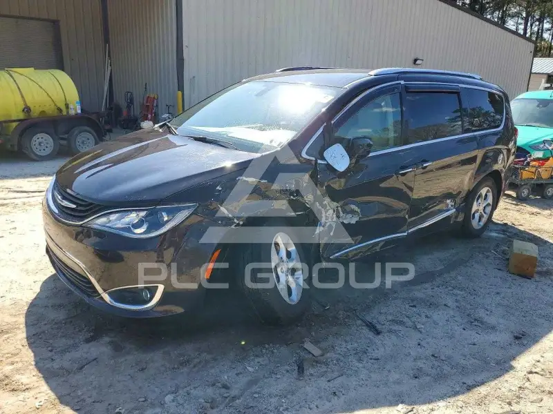 2018 Chrysler PACIFICA фото