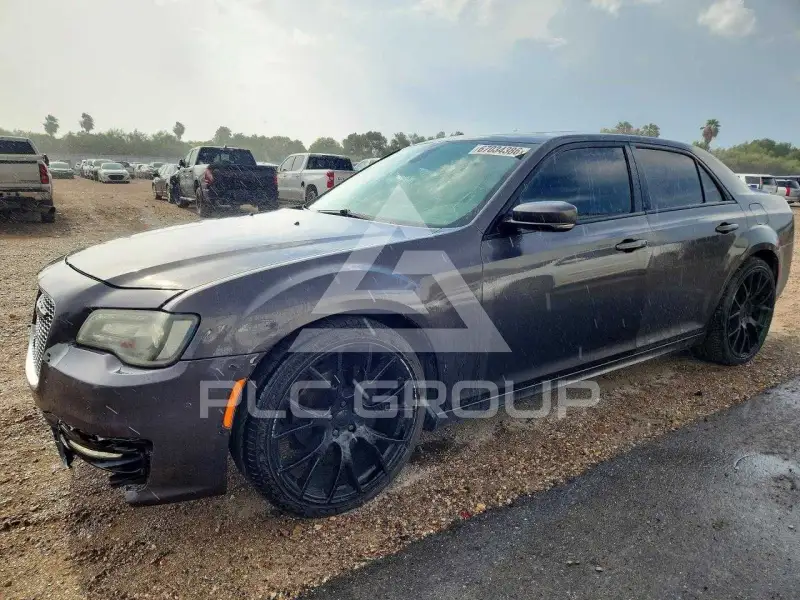 2018 Chrysler 300 фото