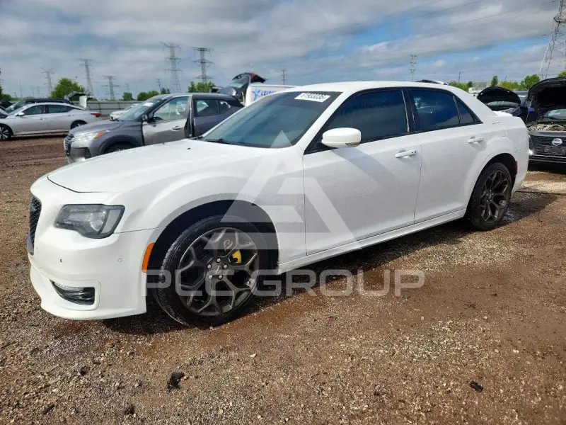 2018 Chrysler 300 фото