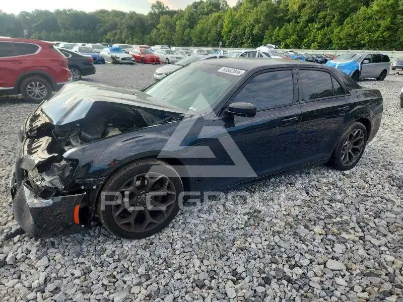 2018 Chrysler 300 photo