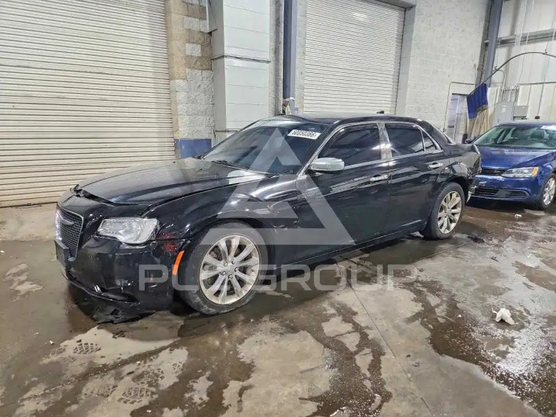 2018 Chrysler 300 фото
