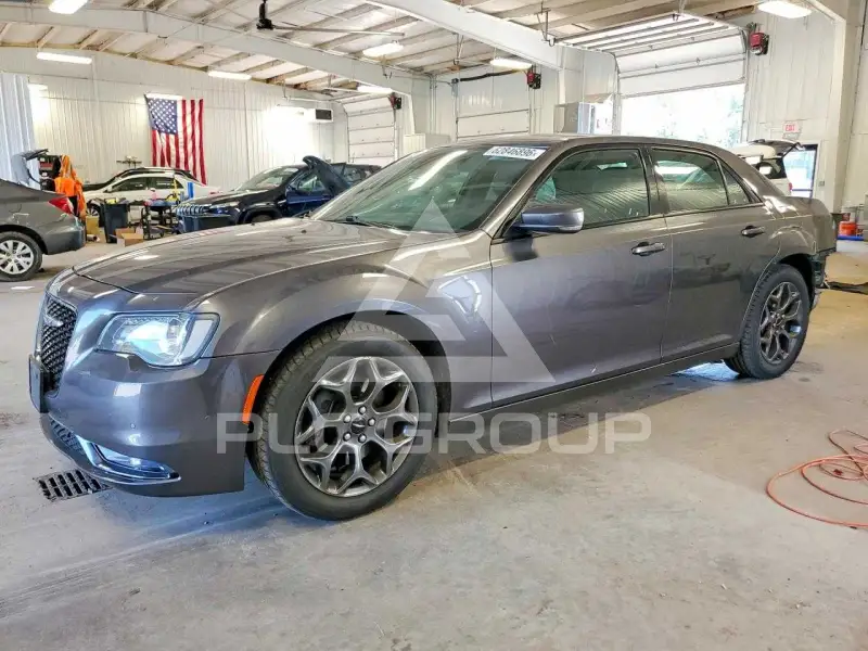2018 Chrysler 300 фото