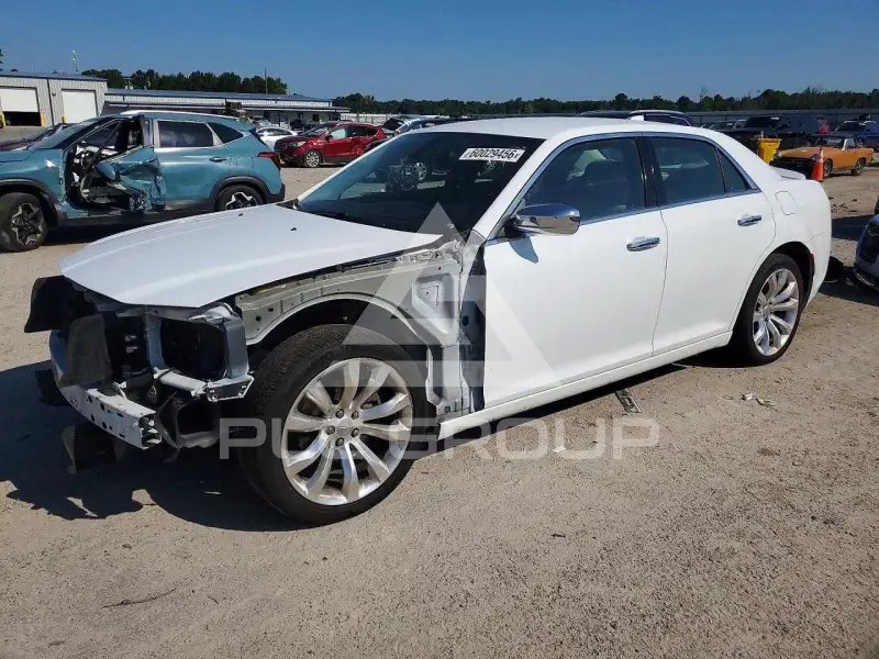 2018 Chrysler 300 фото