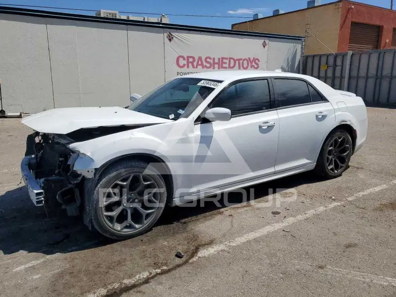 2018 Chrysler 300 фото