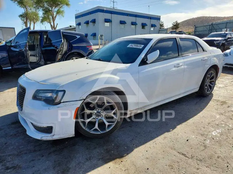 2018 Chrysler 300 photo