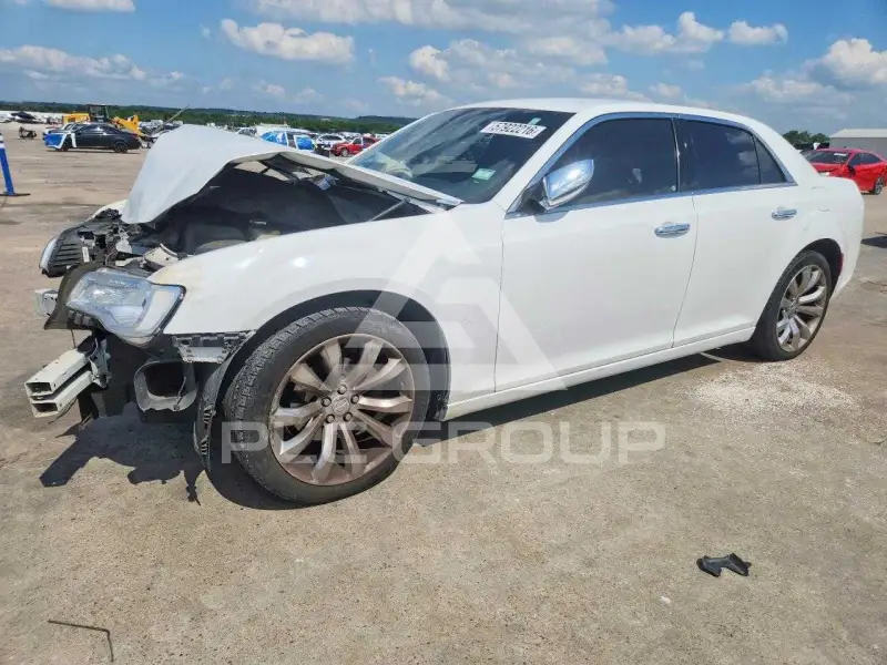 2018 Chrysler 300 фото