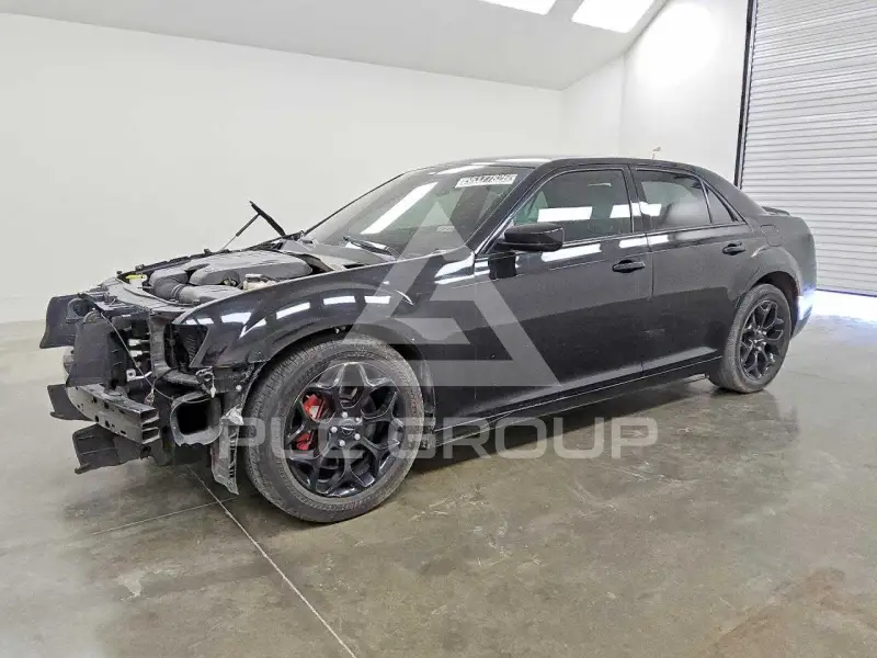 2018 Chrysler 300 фото
