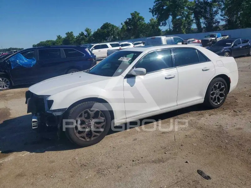 2018 Chrysler 300 фото