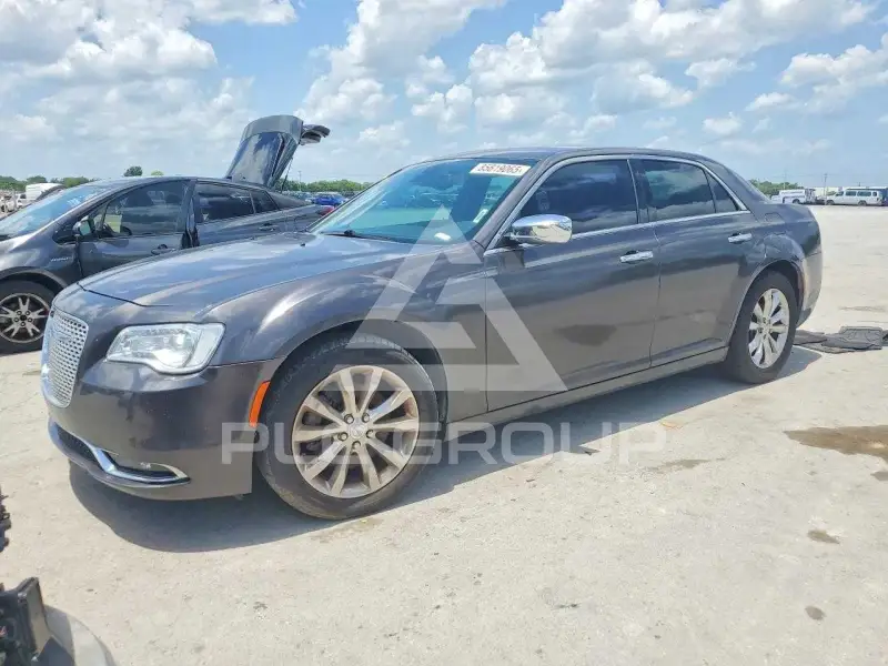 2018 Chrysler 300 фото