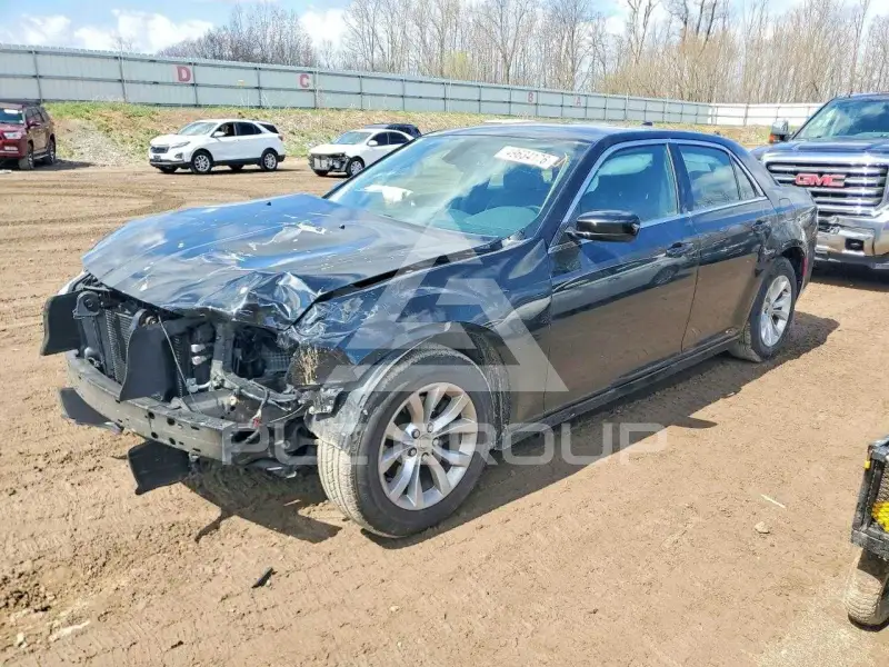 2018 Chrysler 300 фото
