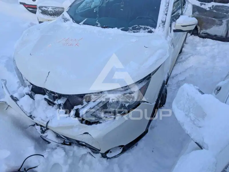 2018 Nissan ROGUE photo