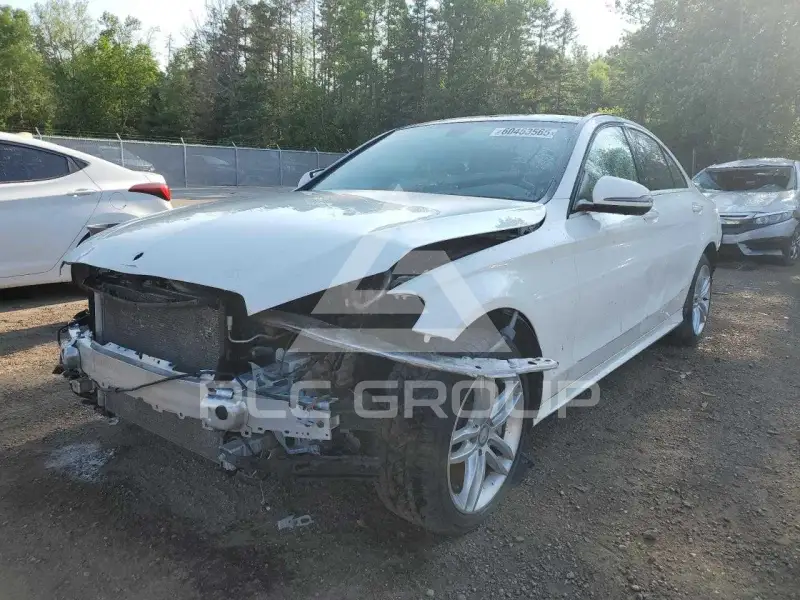 2018 Mercedes Benz C 300 фото