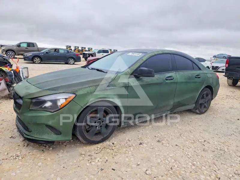 2018 Mercedes Benz CLA-Class фото