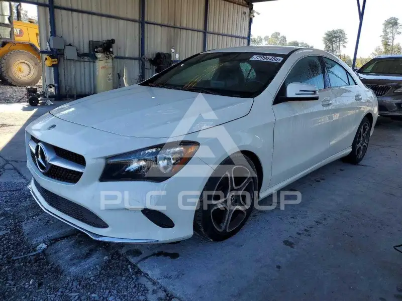 2018 Mercedes Benz CLA-Class фото