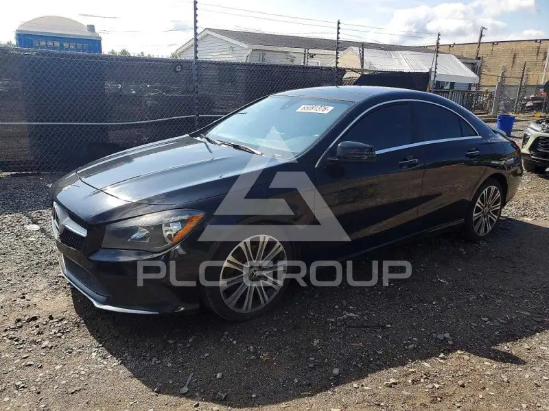 2018 Mercedes Benz CLA-Class фото