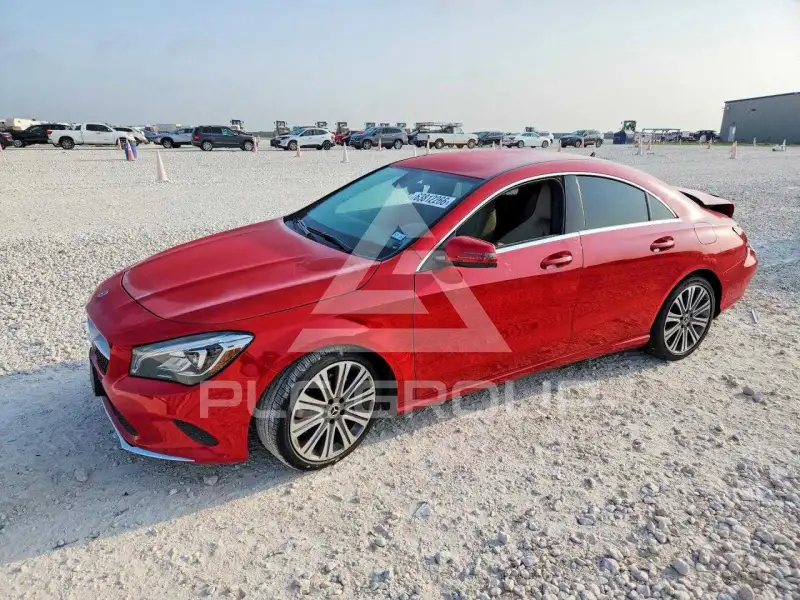 2018 Mercedes Benz CLA-Class фото