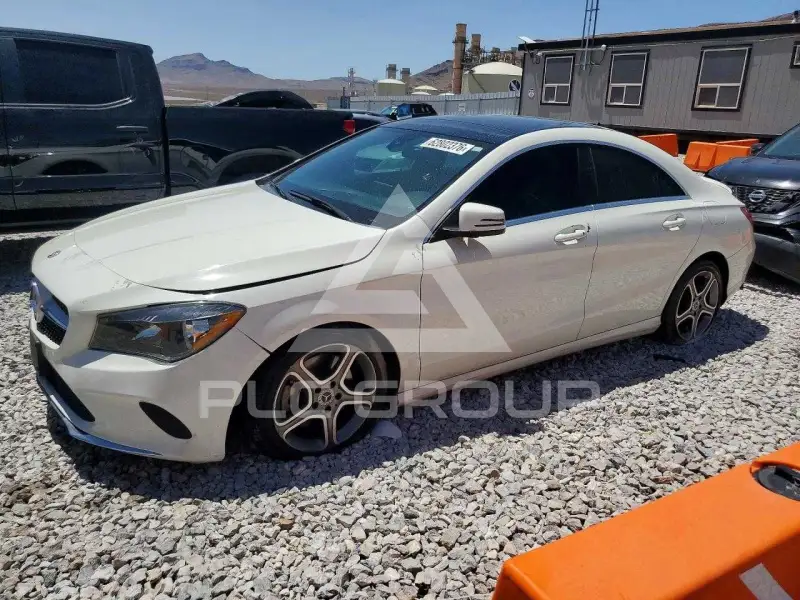 2018 Mercedes Benz CLA-Class фото