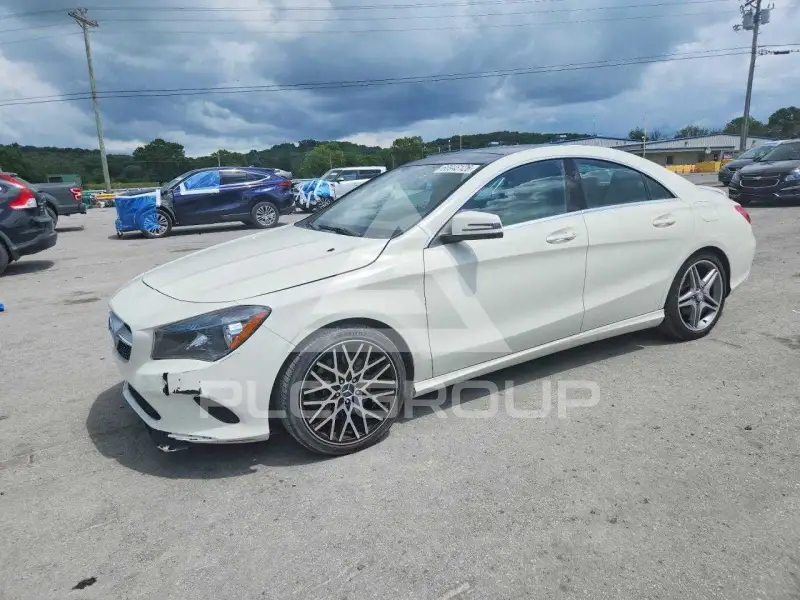 2018 Mercedes Benz CLA-Class фото