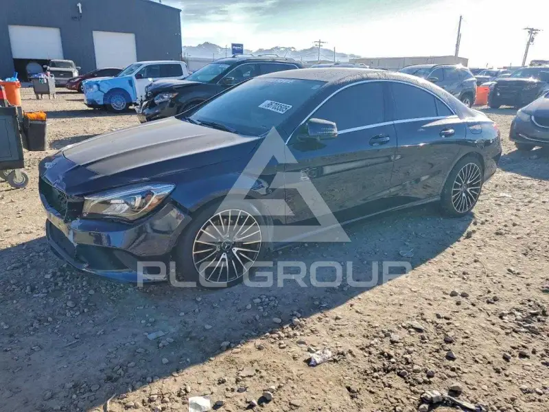 2018 Mercedes Benz CLA-Class фото