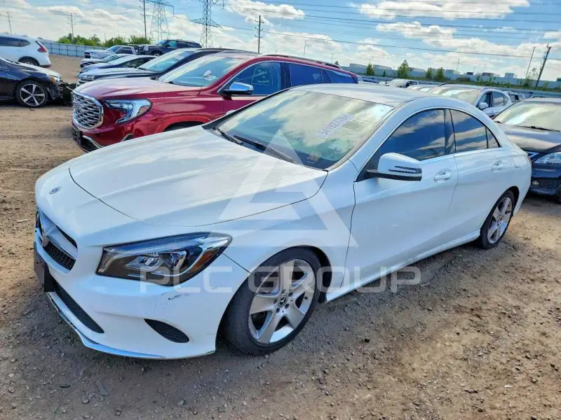 2018 Mercedes Benz CLA-Class фото