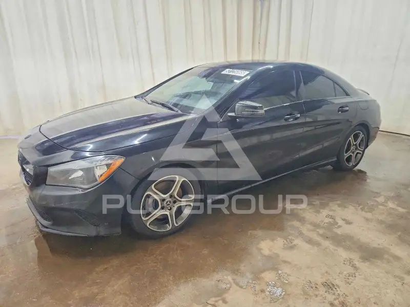 2018 Mercedes Benz CLA-Class фото
