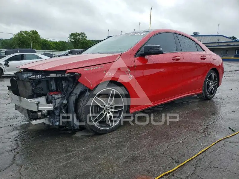 2018 Mercedes Benz CLA-Class фото