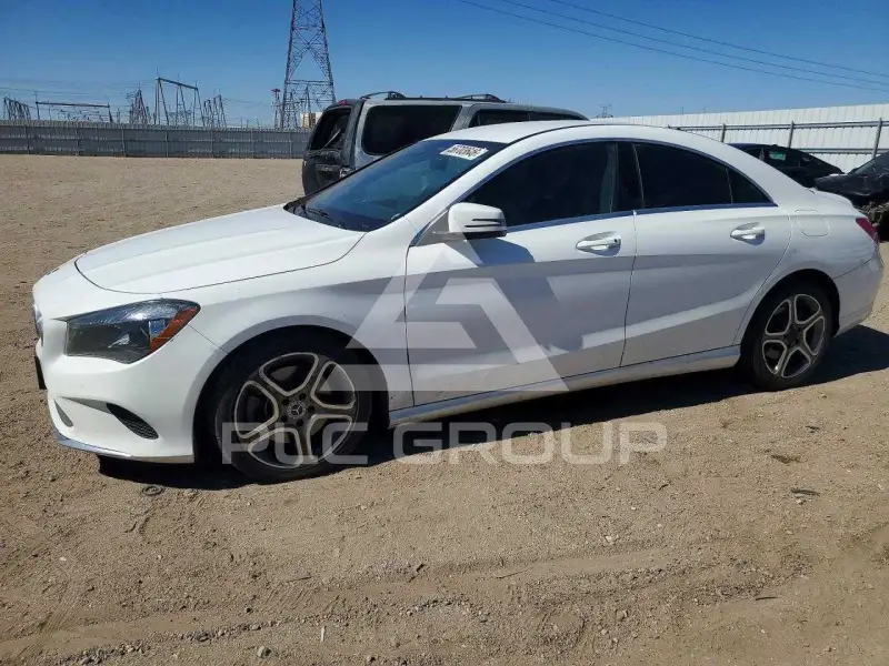 2018 Mercedes Benz CLA-Class фото