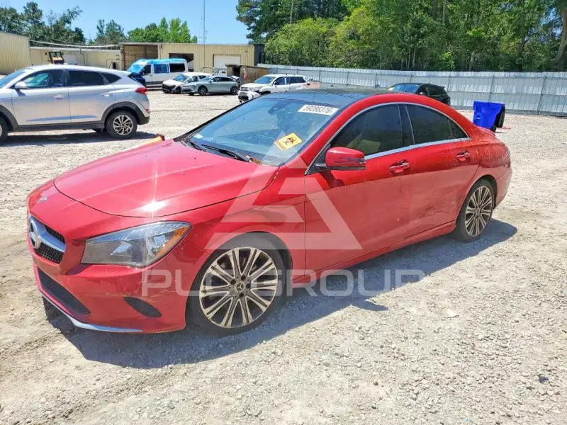 2018 Mercedes Benz CLA-Class фото