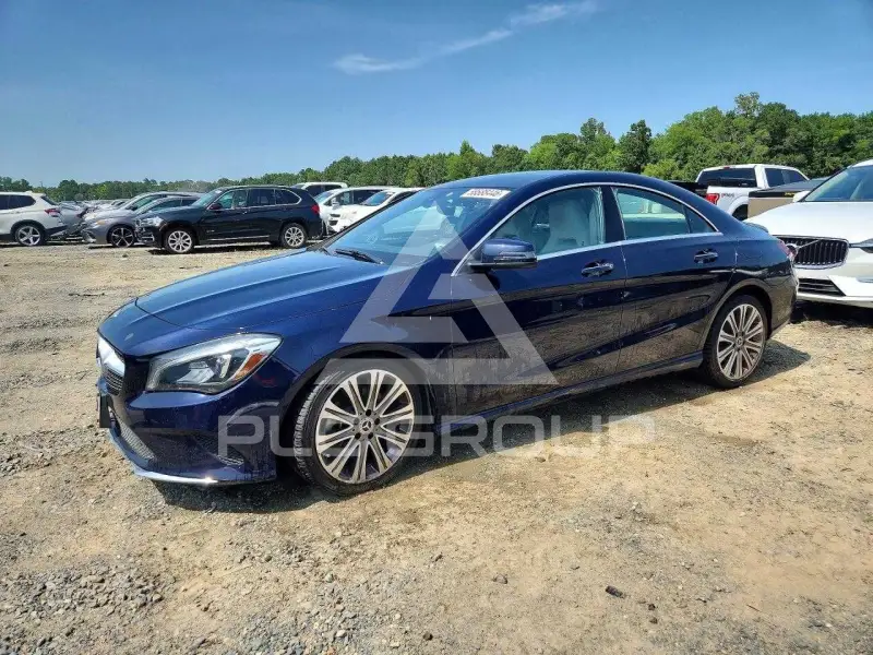 2018 Mercedes Benz CLA-Class фото