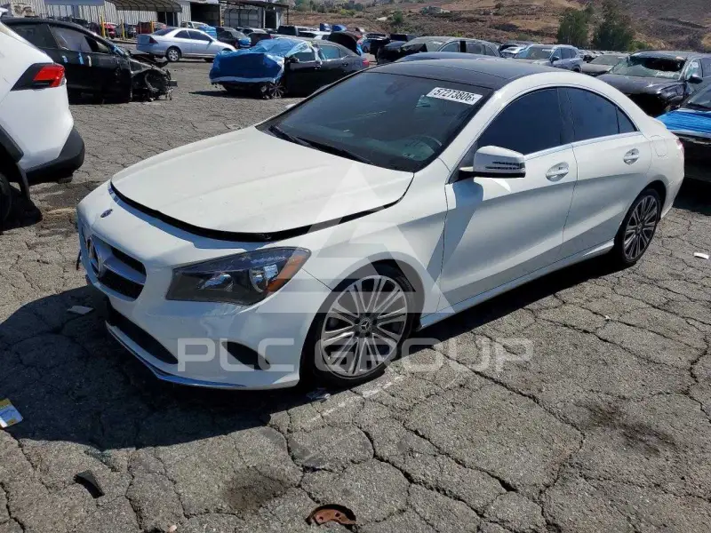 2018 Mercedes Benz CLA-Class фото
