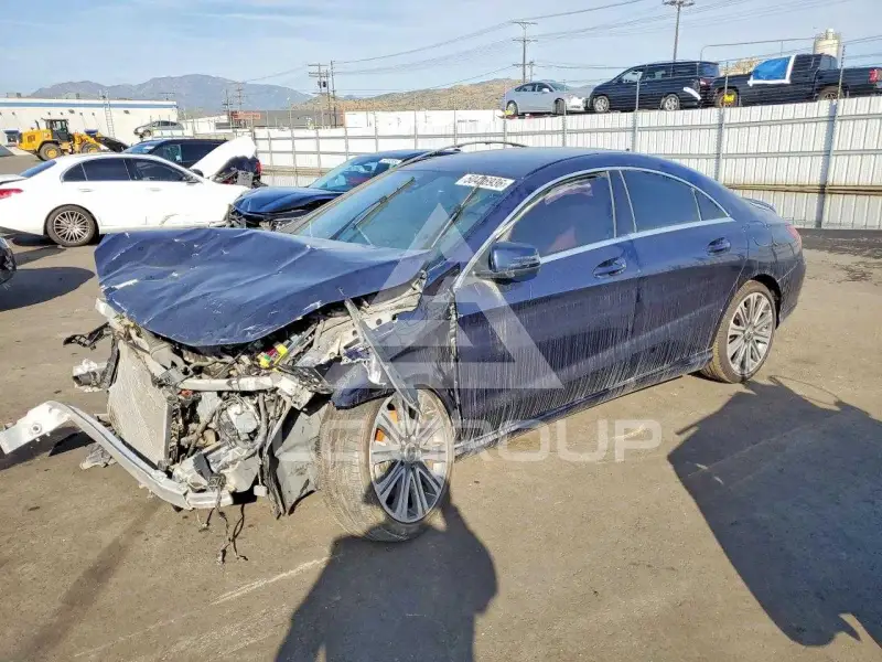 2018 Mercedes Benz CLA-Class фото