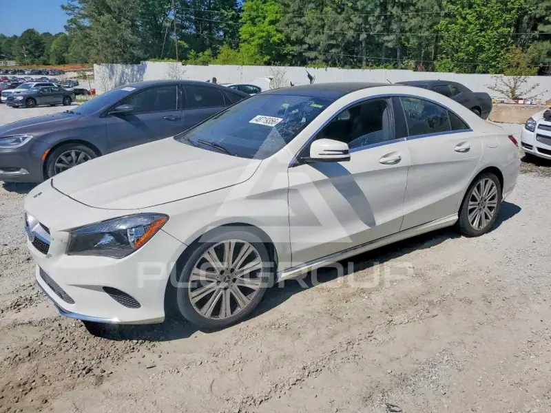 2018 Mercedes Benz CLA-Class фото
