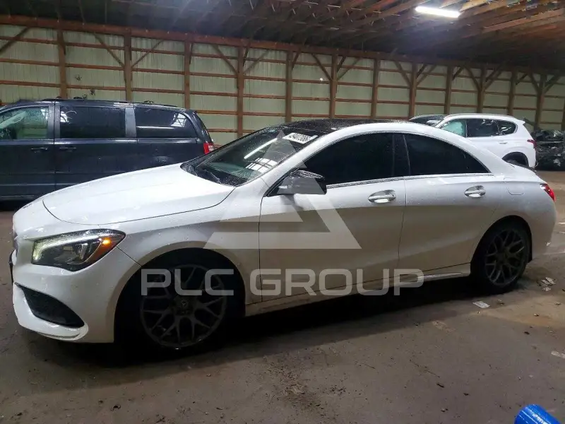 2018 Mercedes Benz CLA-Class фото