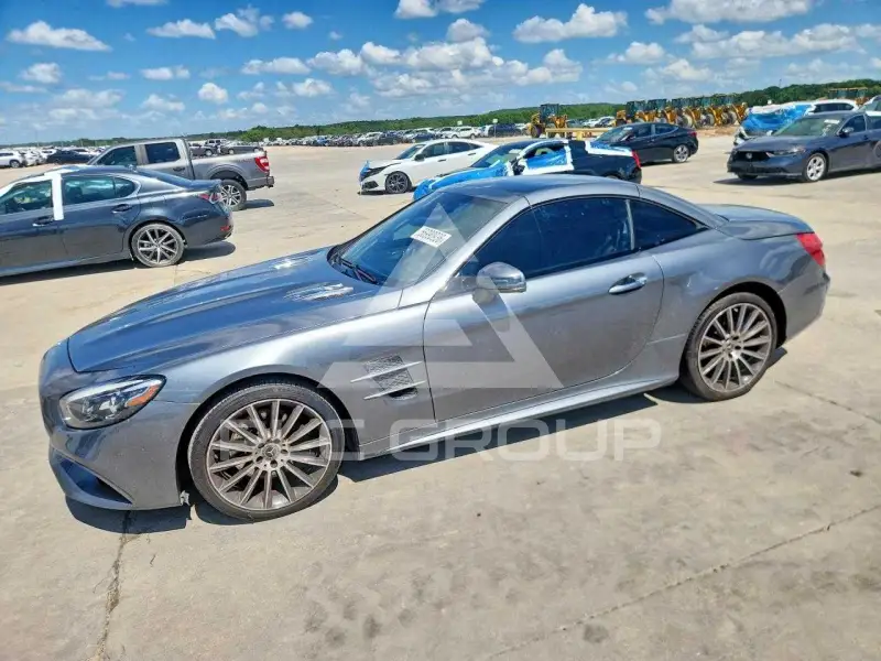 2018 Mercedes Benz SL-Class photo