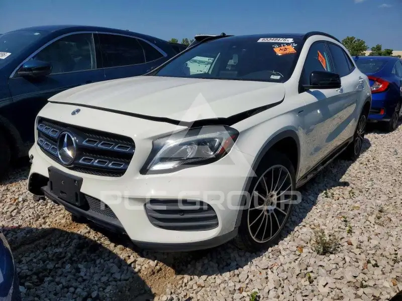 2018 Mercedes Benz GLA-Class photo