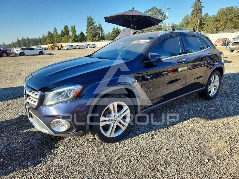 2018 Mercedes Benz GLA-Class фото