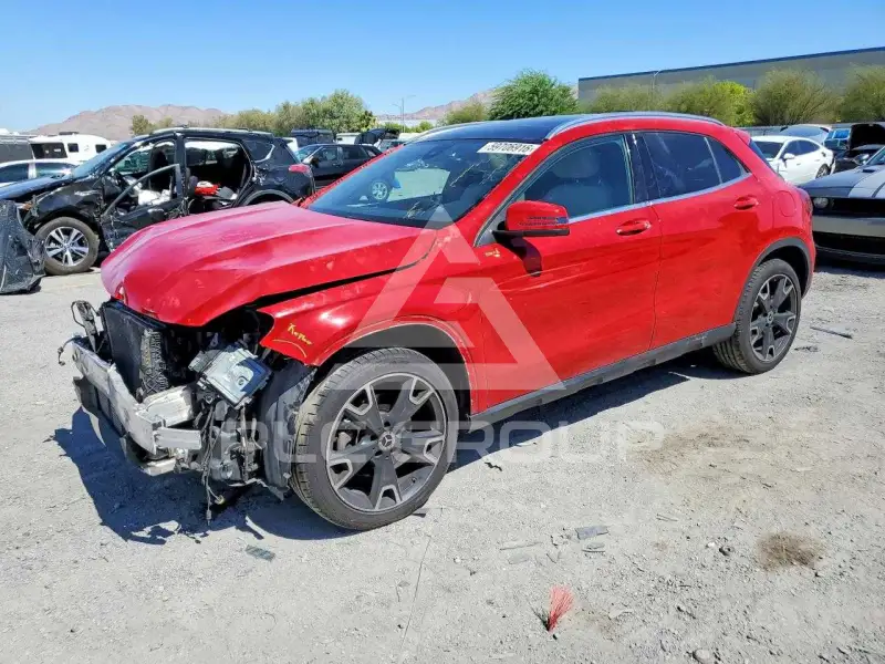 2018 Mercedes Benz GLA-Class фото