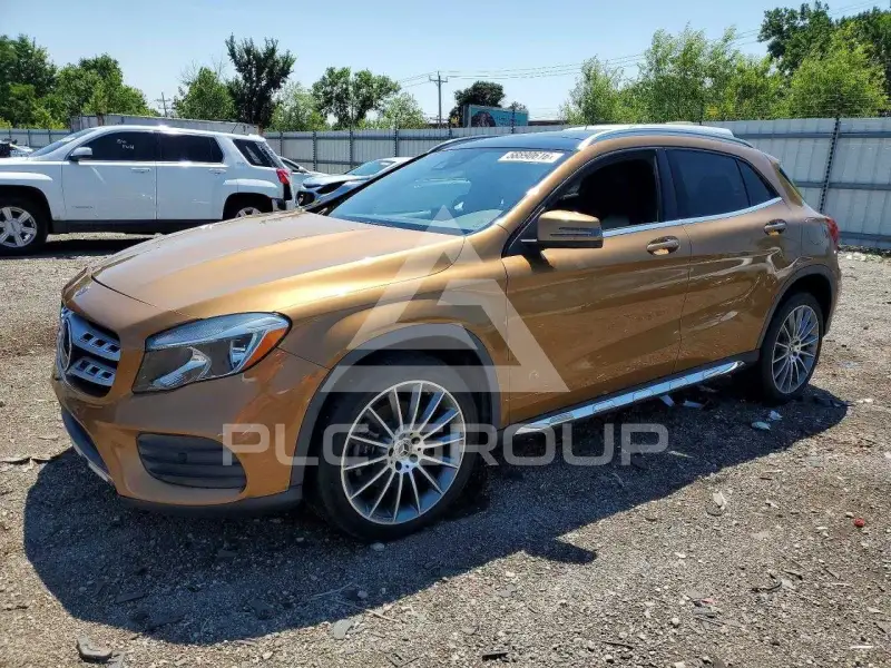 2018 Mercedes Benz GLA-Class фото