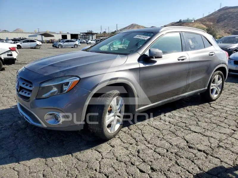 2018 Mercedes Benz GLA-Class photo