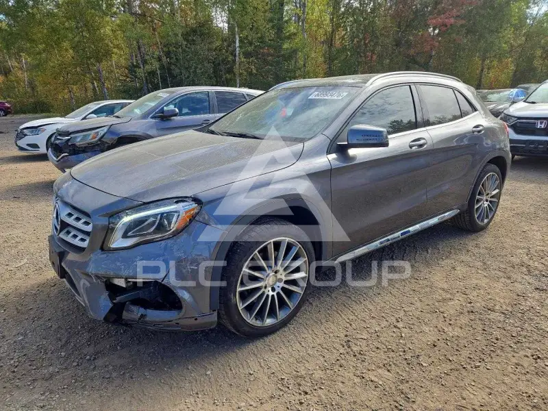 2018 Mercedes Benz GLA-Class фото