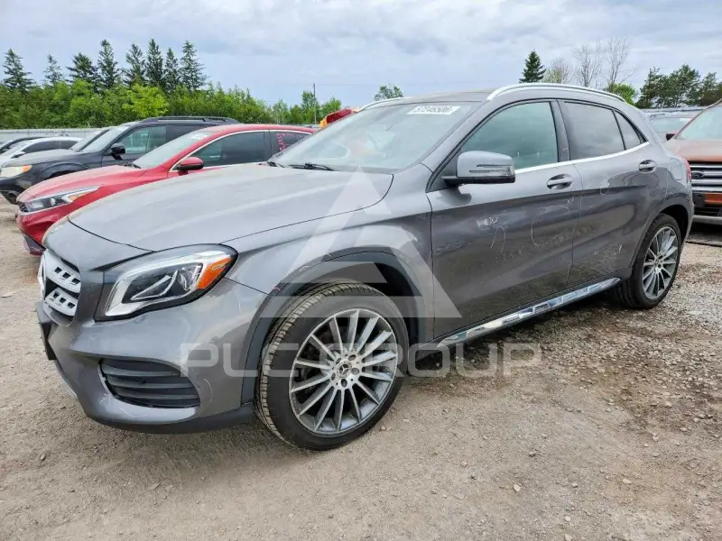 2018 Mercedes Benz GLA-Class фото